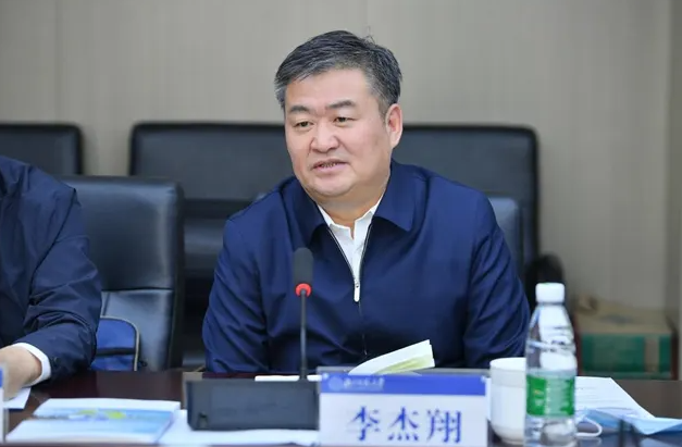 青海人大常委会副主任李杰翔被中纪委调查