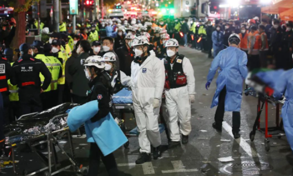 首尔踩踏事故截止凌晨已有3人死亡