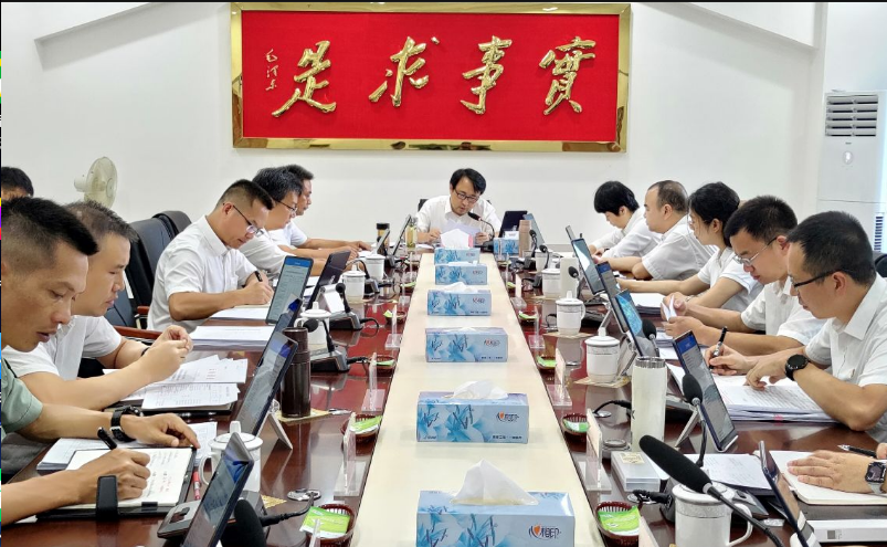 冯锐主持召开十四届县委常委会第84次会议