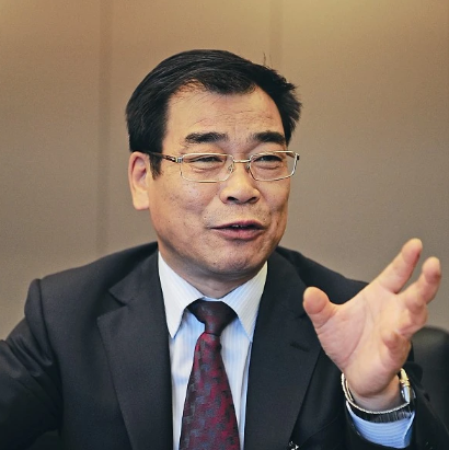 新疆维吾尔自治区人民政府原党组成员黄三平被